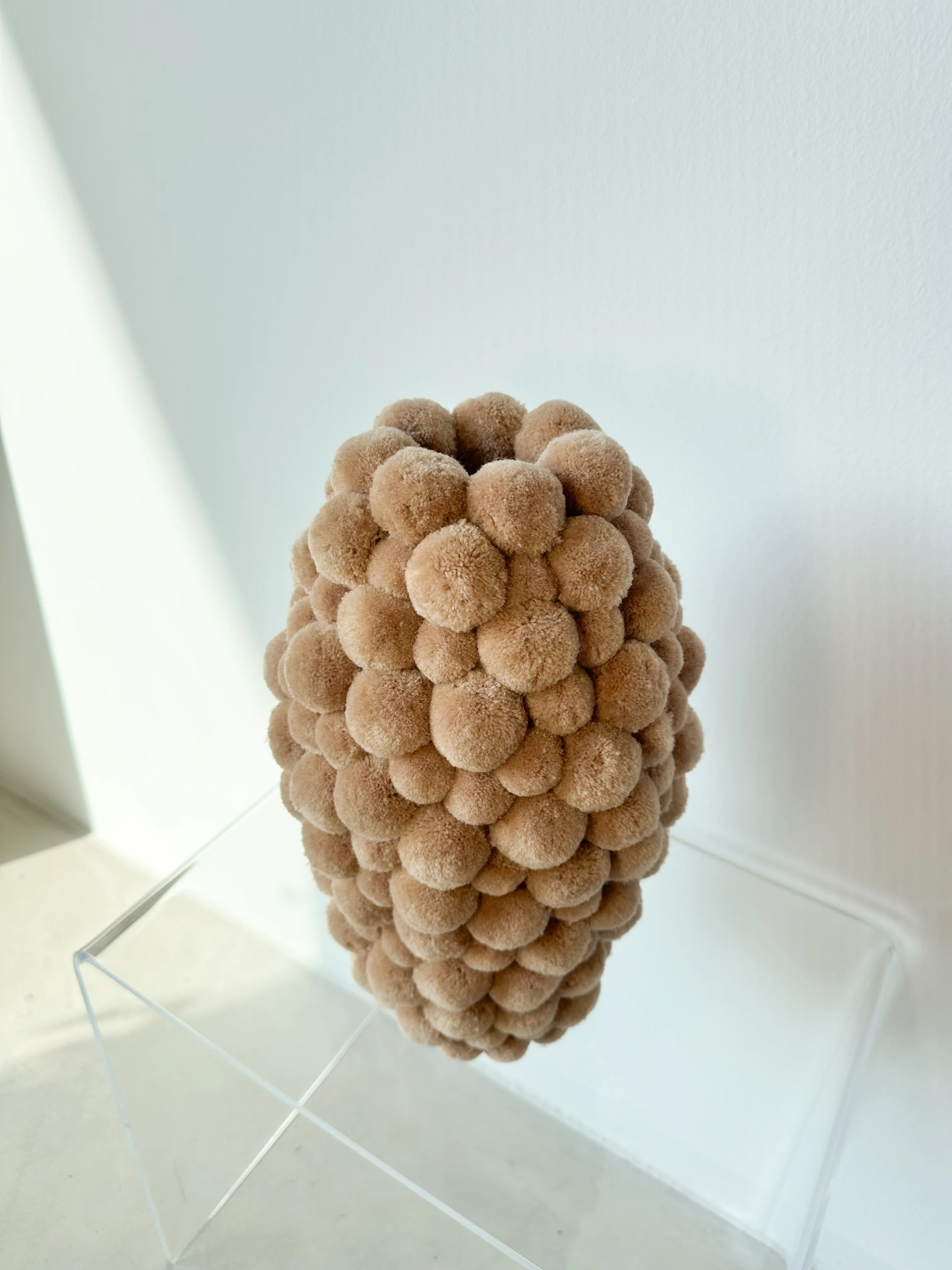 Be Happy - sculpture, beige - Image 2