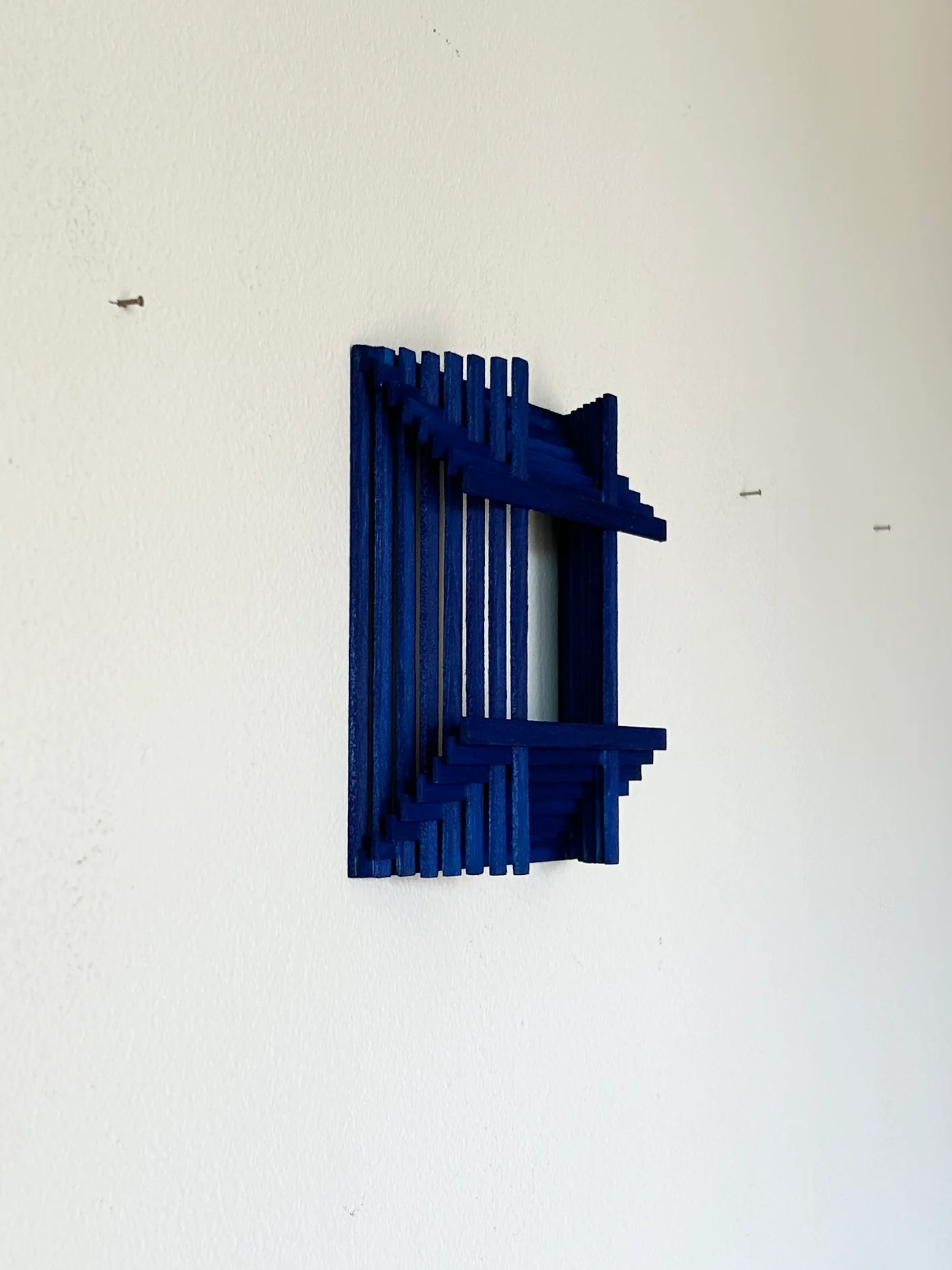 Blue ink, wall sculpture in wood - Image 4