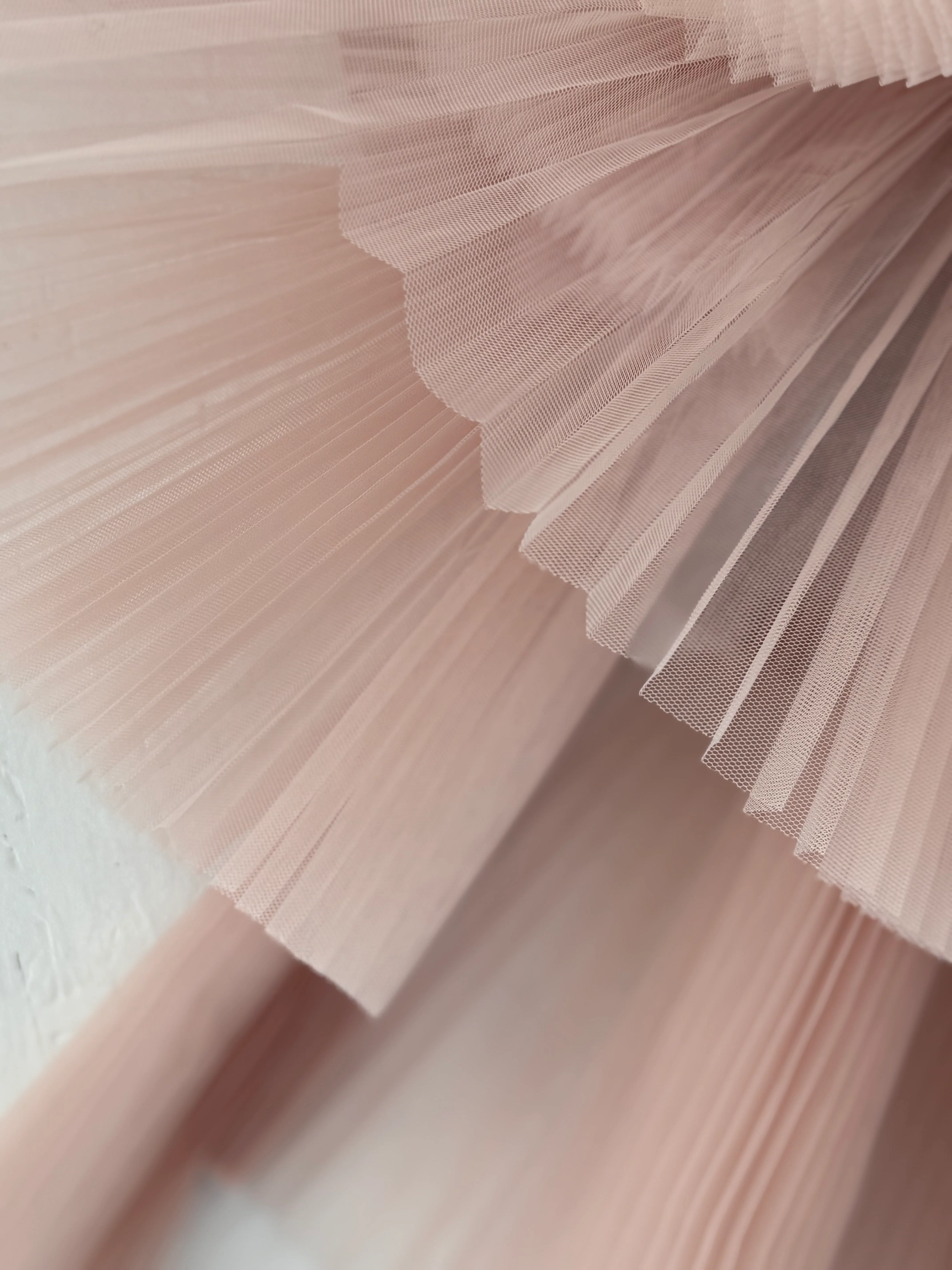 Elusive Blush, wall sculpture - Image 3
