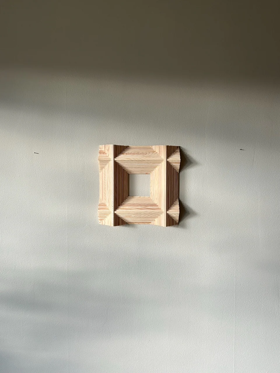 Pine 25. - Image 2