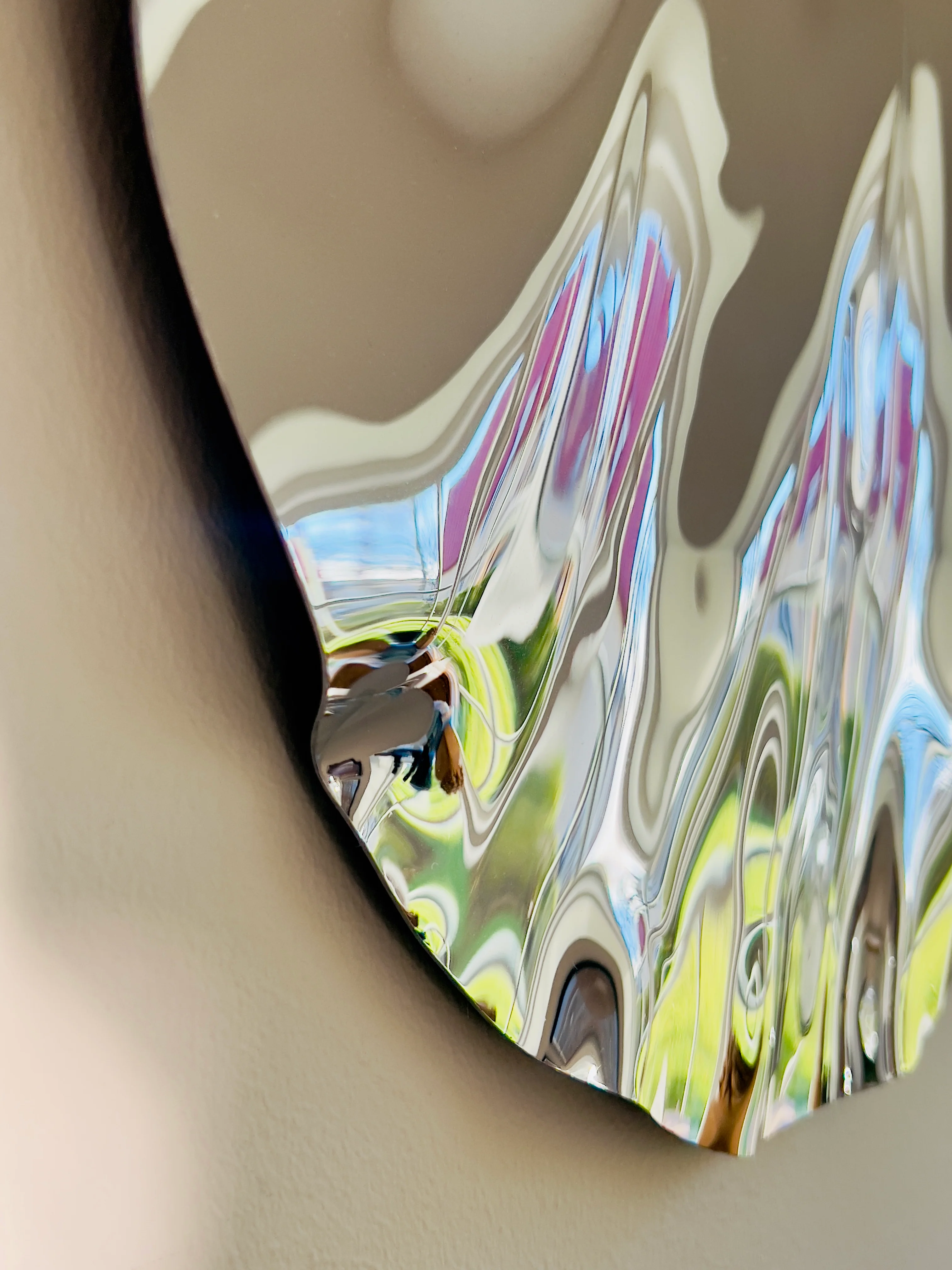 Round Psychedelic Mirror - Image 4